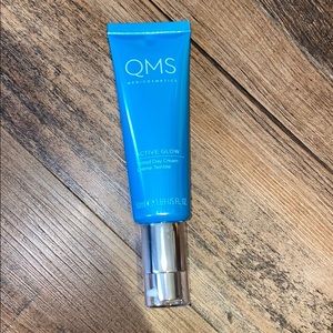 QMS medicosmetics actuve glow